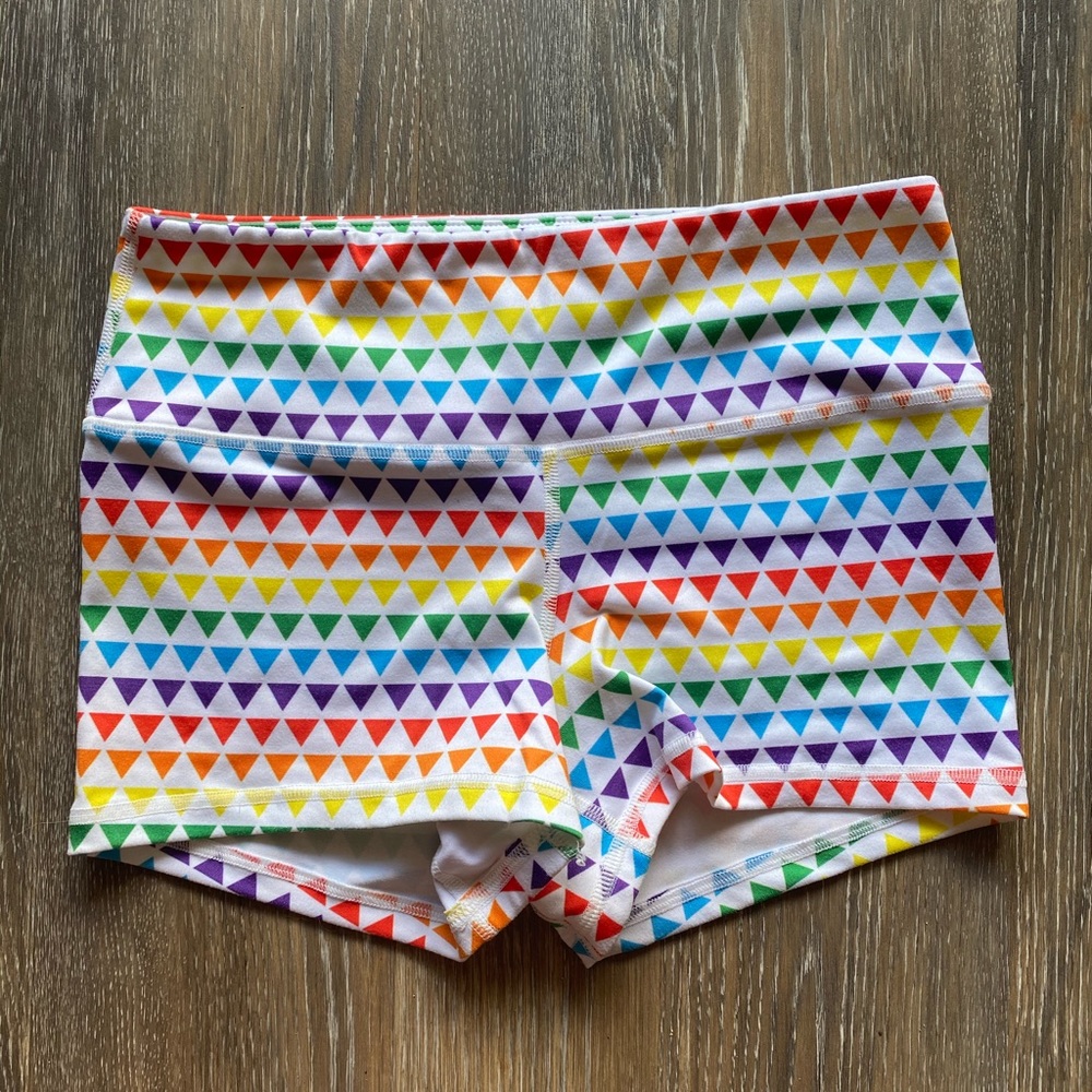 FLEO shorts
